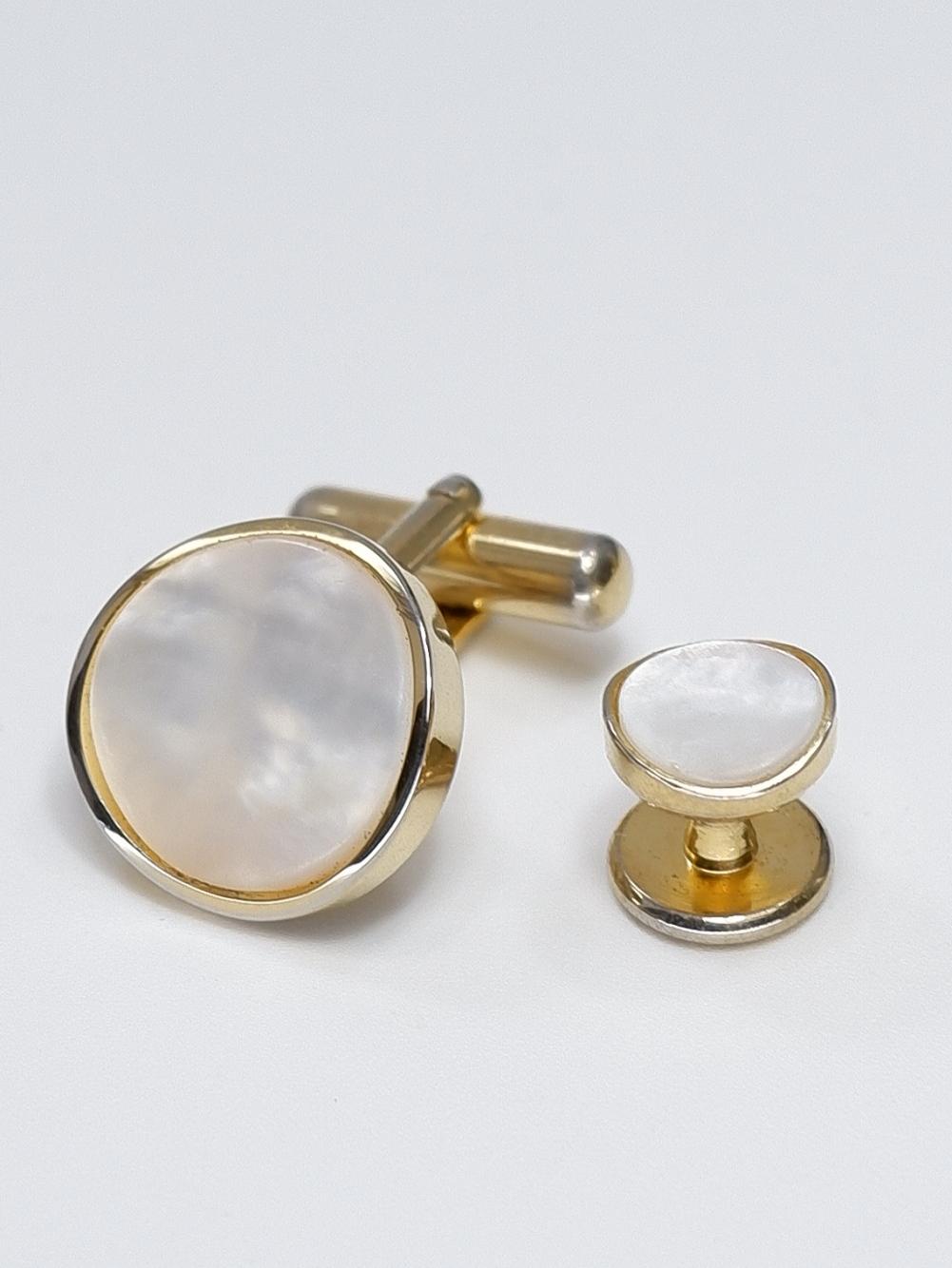 cuffbutA3b